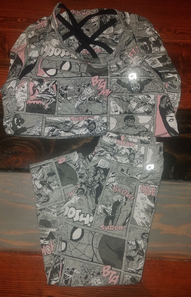 Gap fit Marvel girls workout wear - 2 pieces